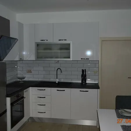 Lanelu Apartment *