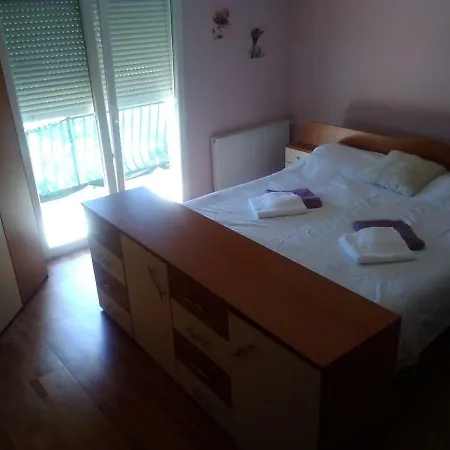 Apartment Lanelu