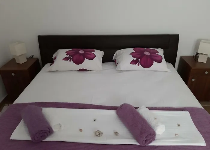 Lanelu * Rogoznica (Sibenik-Knin)