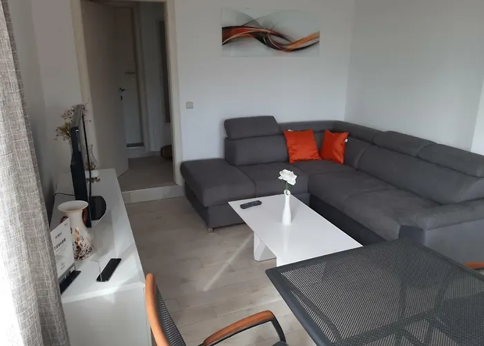 Lanelu * Rogoznica (Sibenik-Knin)